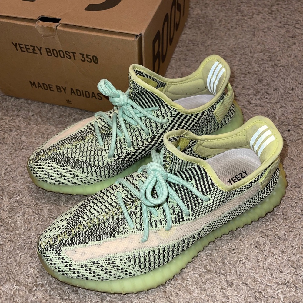 Adidas Yeezy Boost 350 V2 (Yeezreel)